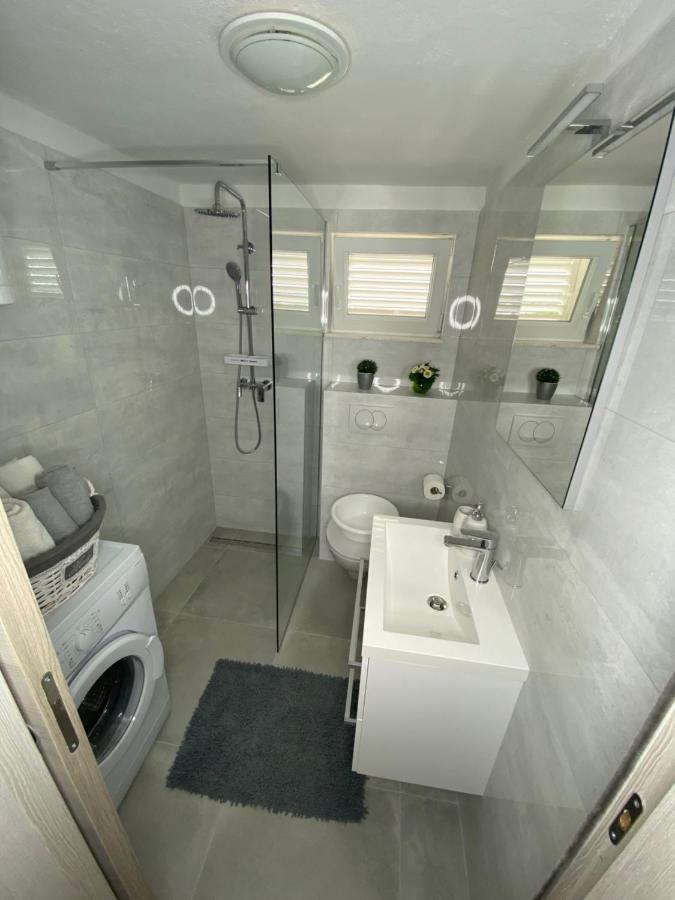 טרוגיר Apartment Carmen מראה חיצוני תמונה