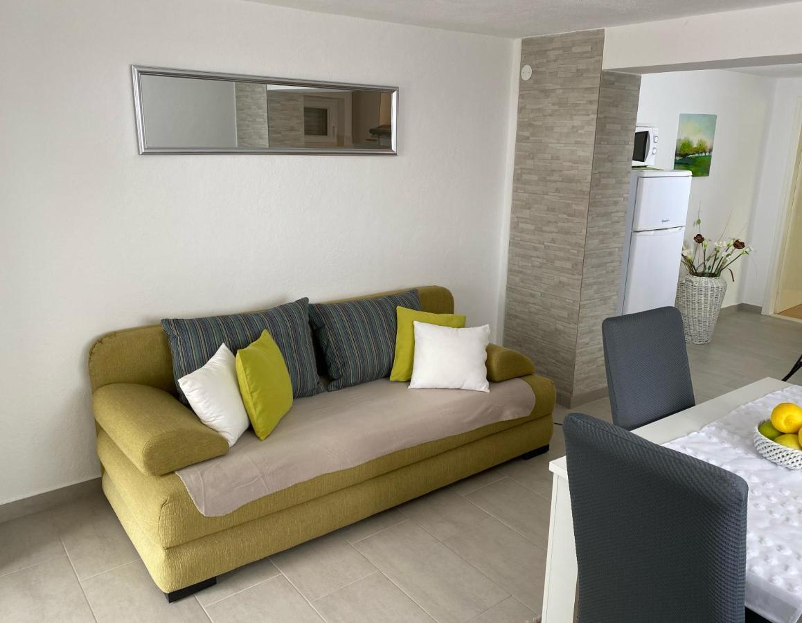 טרוגיר Apartment Carmen מראה חיצוני תמונה