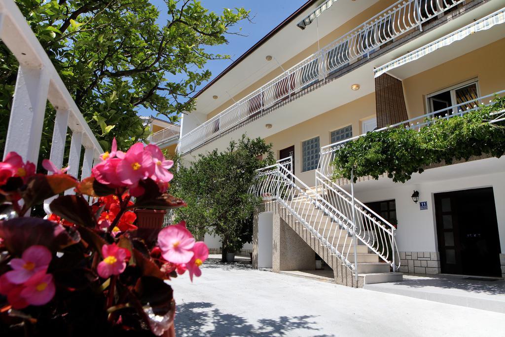 טרוגיר Apartment Carmen מראה חיצוני תמונה